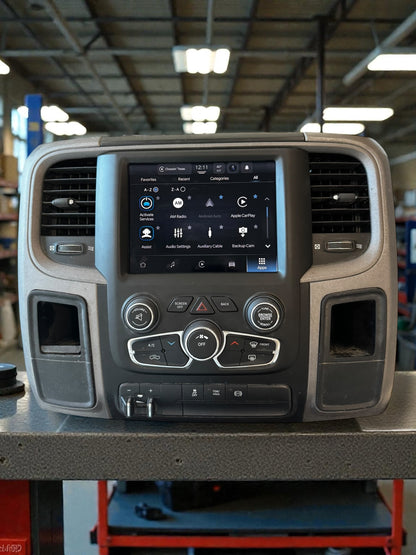 2013+ Ram 1500 Classic & 2013-2018 Heavy Duty Uconnect 5 UBD Upgrade Kit – 8.4-Inch Display with Wireless Apple CarPlay & Android Auto