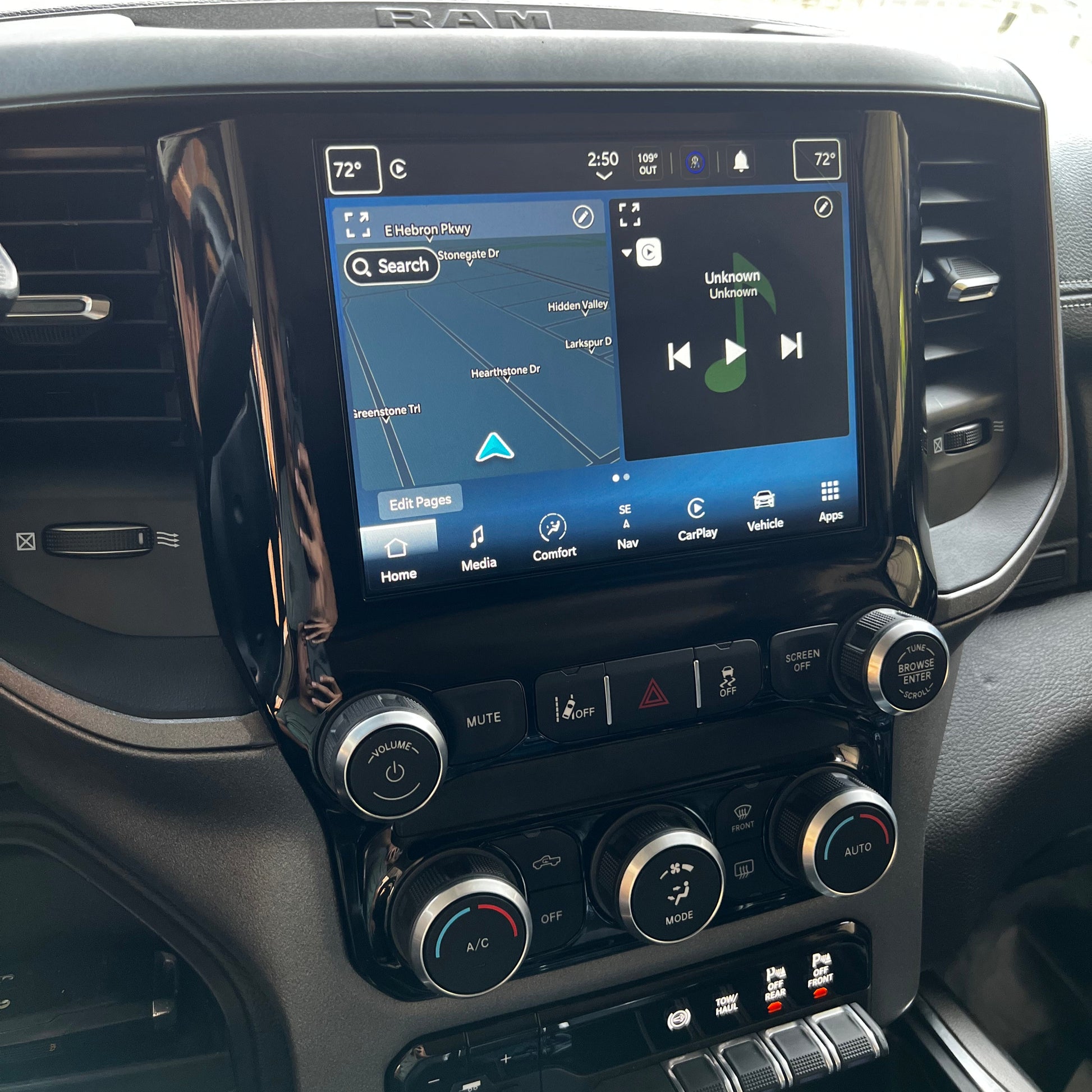 Tecnología De La 3500 2023 | Navegación Uconnect® Y Mucho Más