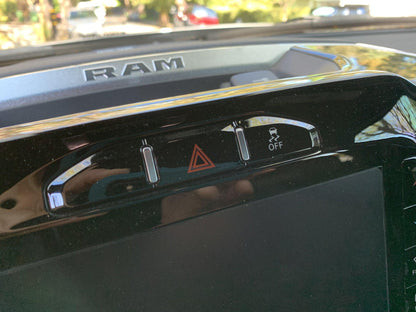 2019–2021 Ram 2500/3500 Uconnect 5 12-Inch Screen Upgrade Kit UBQ – Wireless Apple CarPlay & Android Auto